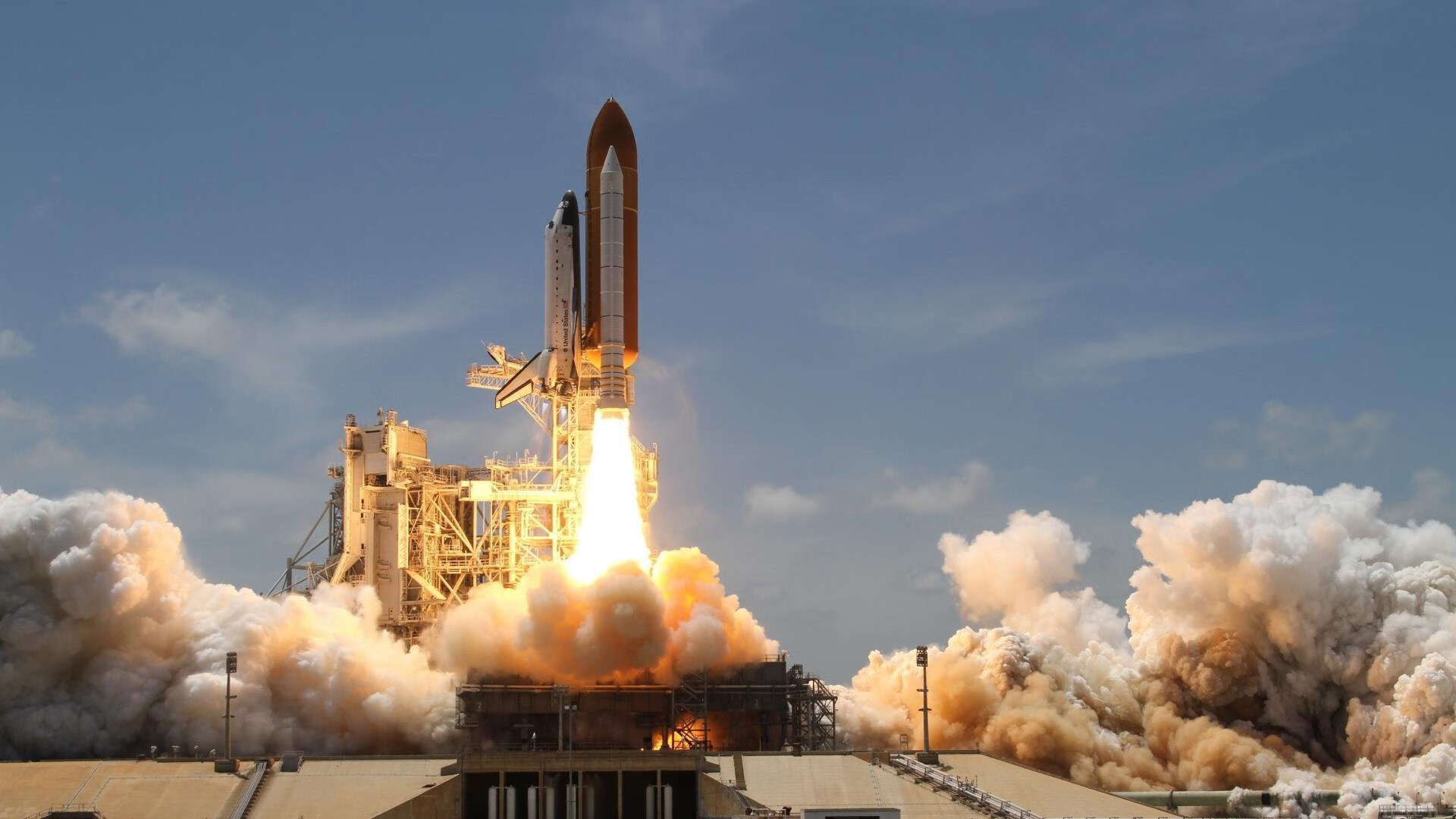 玩家反应灵敏，比赛现场气氛燃烧，各游戏玩家反应