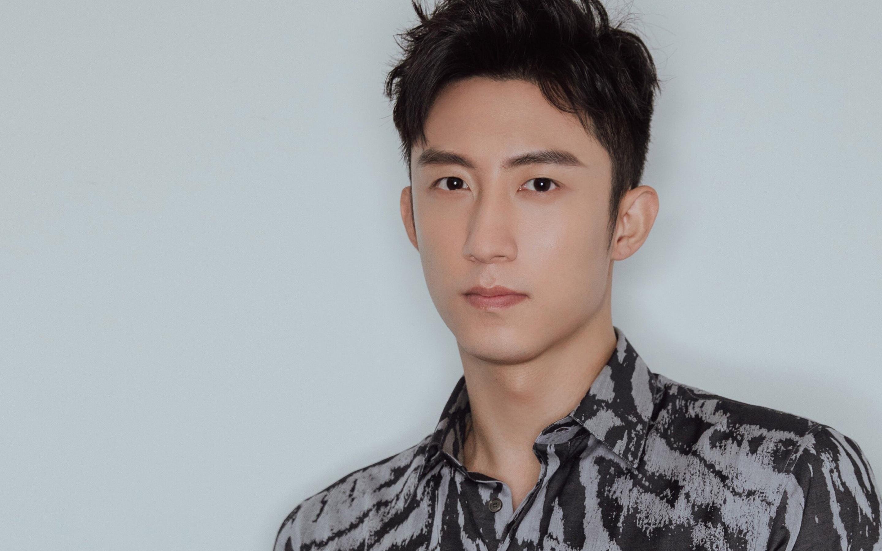 米切尔进攻端表现全面骑士再次夺胜利，米切尔休战三将20+补缺 爵士力擒灰熊喜迎7连胜