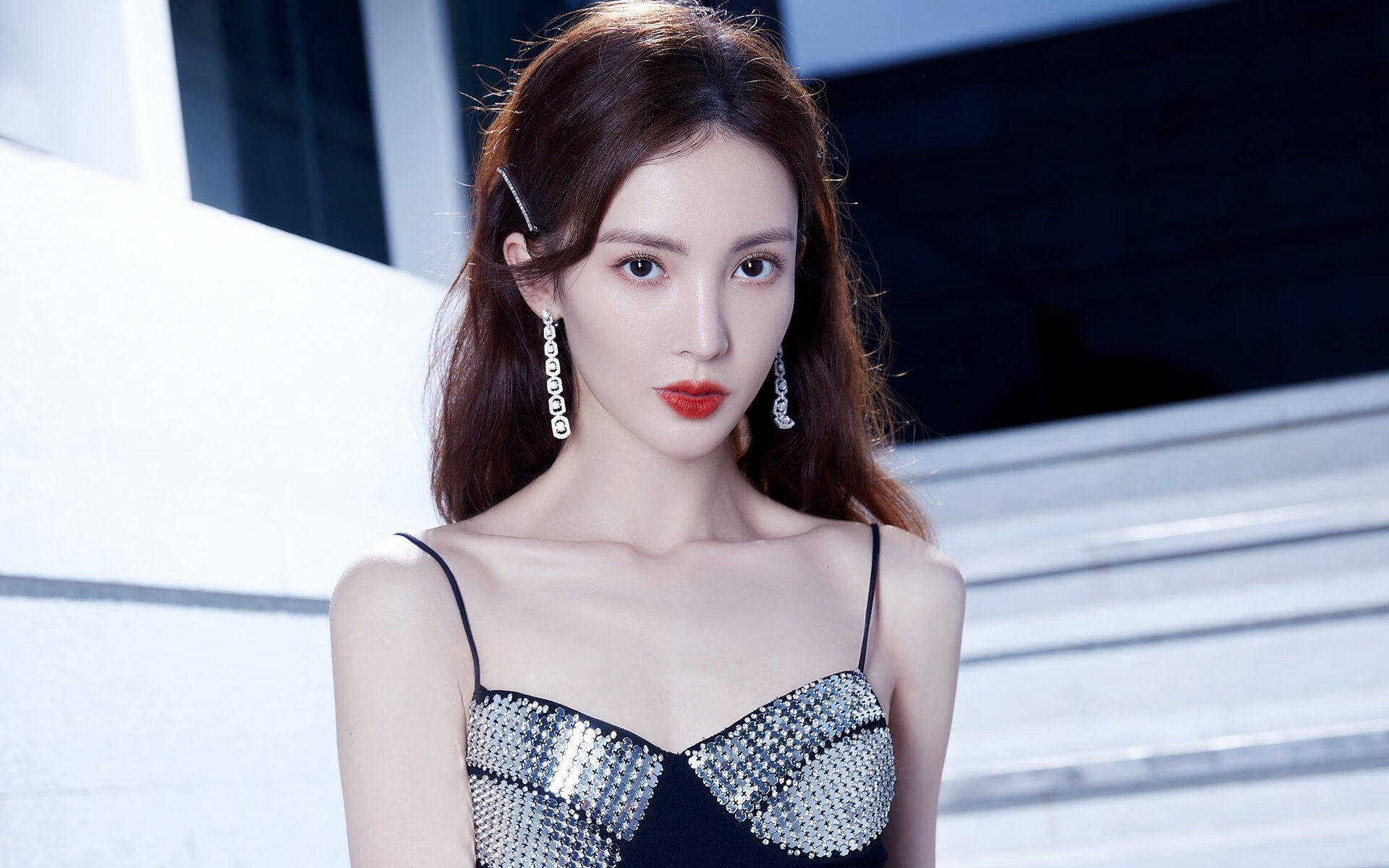 英超激烈攻防：精彩不断，惊喜连连，英超扩军